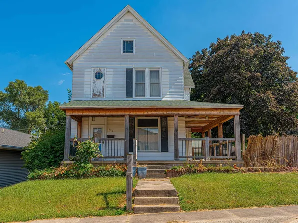 113 N Lafayette St, Mount Pulaski, IL 62548