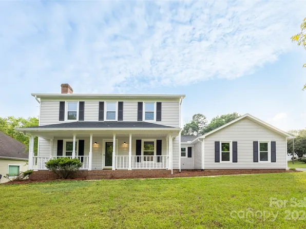 7229 Rothmore St, Charlotte, NC 28215