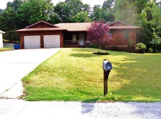 127 Eagle Valley Ct, Hollister, MO 65672
