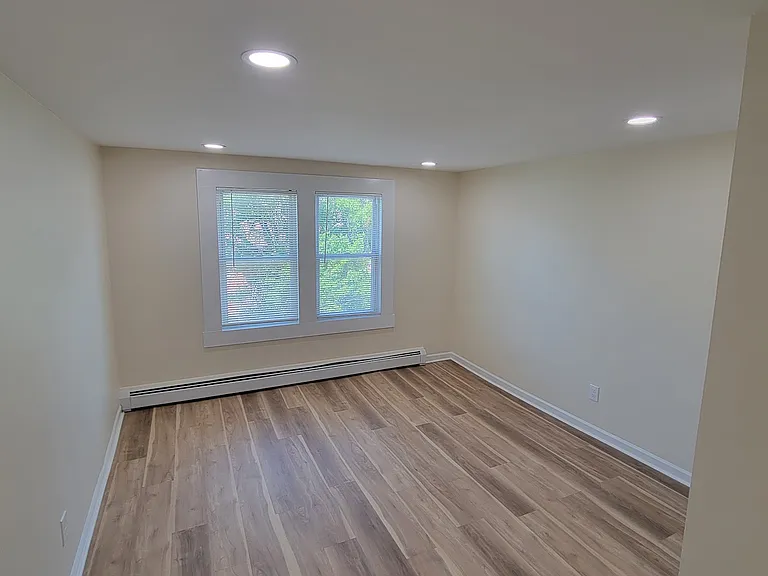228 Orchard St #3L — Photo 5