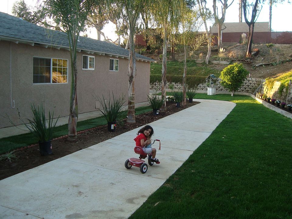 1st image of 454 Garey Dr