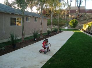 454 Garey Dr, Vista, CA 92084