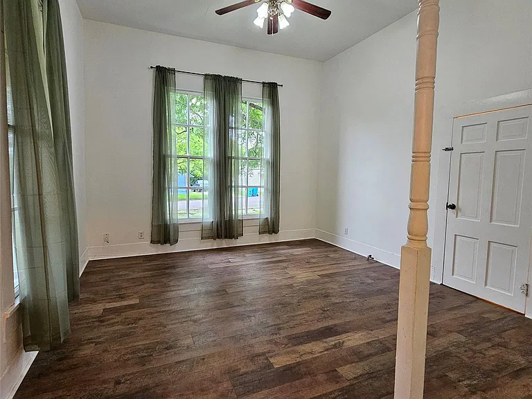 401 Shaw St — Photo 30
