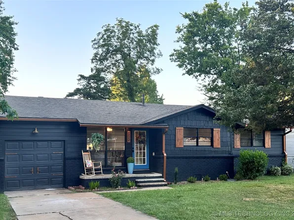 1105 SE 5th St, Wagoner, OK 74467