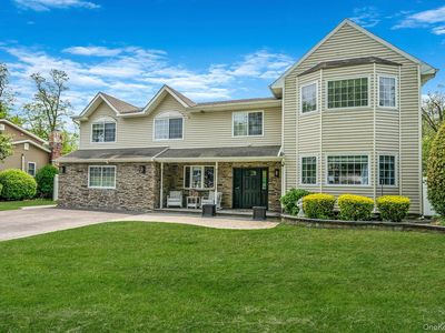 33 Stonywood Drive, Commack, NY, 11725