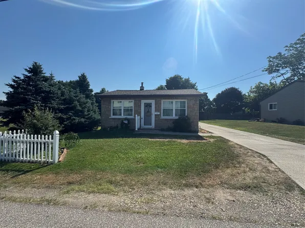 3008 Garland St, Erie, PA 16506