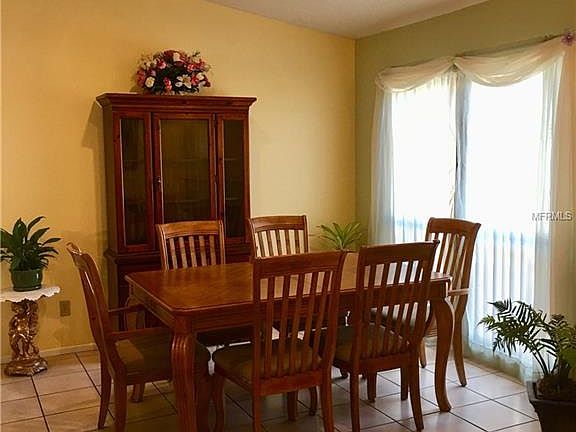 4th image of 1549 Long Pond Dr