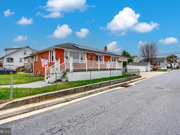 3118 Lynch Rd, Sparrows Point, MD 21219