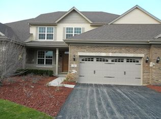 716 E Oliviabrook Dr, Villa Park, IL 60181