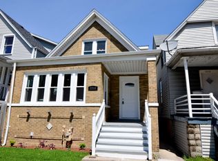 2218 W Foster Ave, Chicago, IL 60625