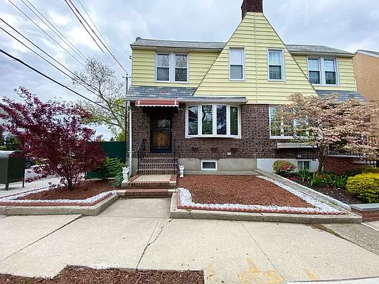 1st image of 65-52 77th St
