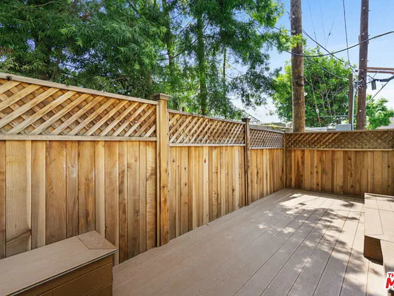 920 Westbourne Dr #9 — Photo 13