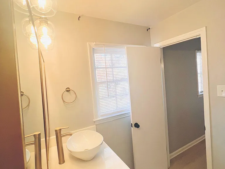 Dawnwood Dr — Photo 8