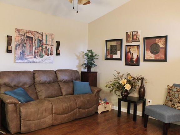 4th image of 1168 Suncrest Dr #105