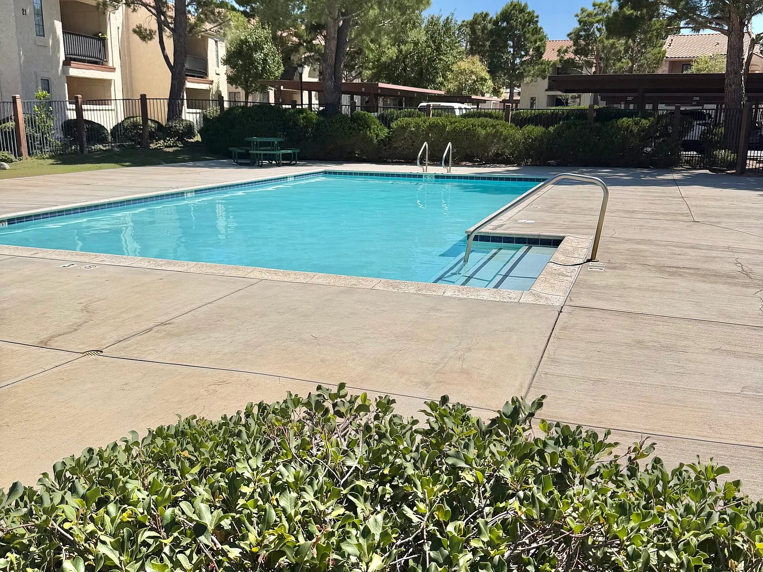 2 bed, 853 sqft, $1,900 — Photo 3