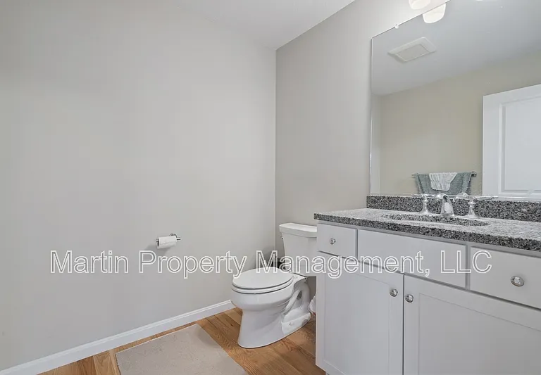 4 Fairview St #10-1 — Photo 12