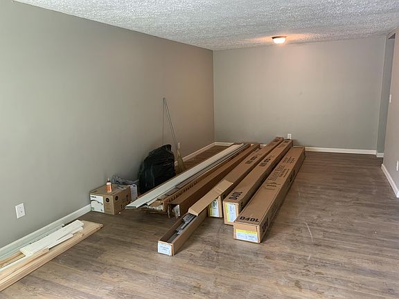 3rd image of 5285 Dalewood Dr APT 836