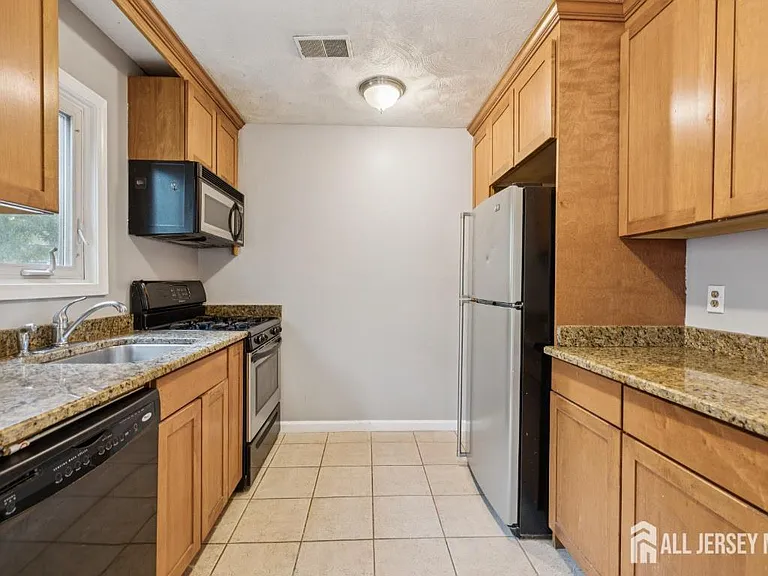 92 Paul Robeson Blvd — Photo 7