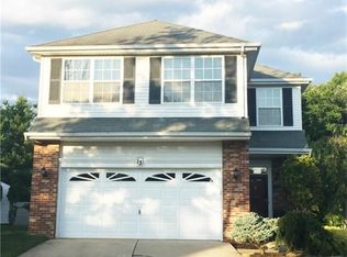 13 Tall Oaks Ct, Old Bridge, NJ 08857