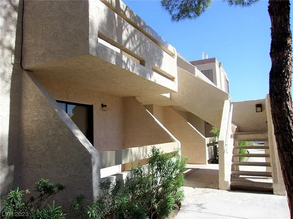 3770 Desert Marina Dr APT 54, Laughlin, NV 89029