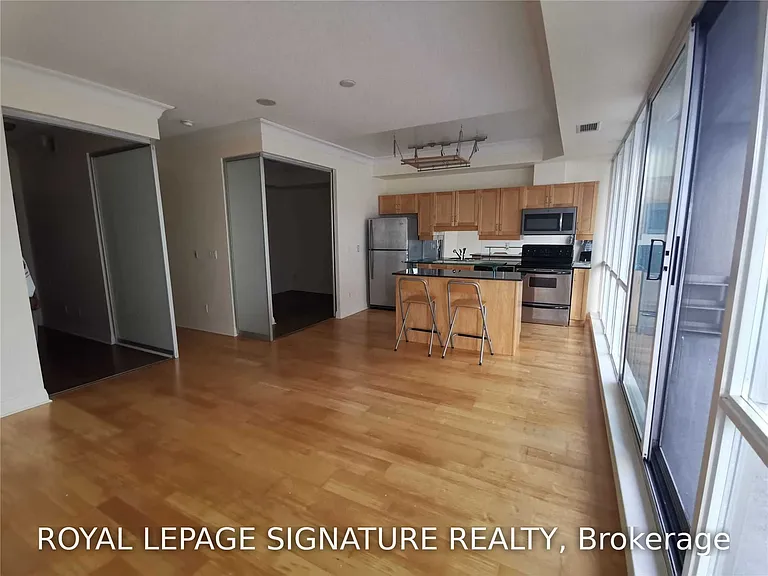 220 Victoria St #1705 — Photo 6