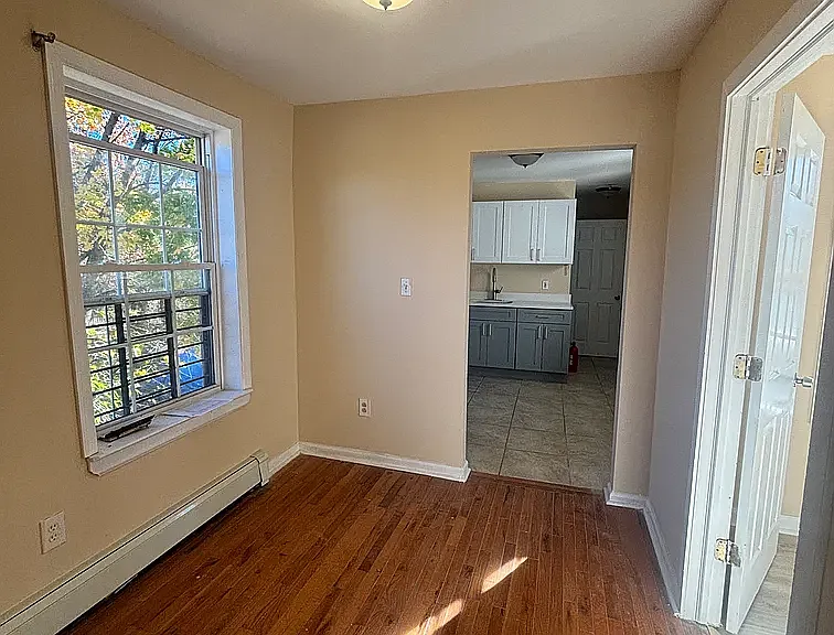 128 E Holsman St #5D — Photo 5