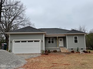 405 James Street, Vass, NC 28394