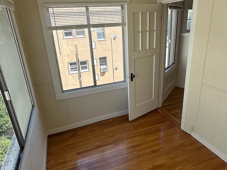 390 Grand Ave #11 — Photo 18