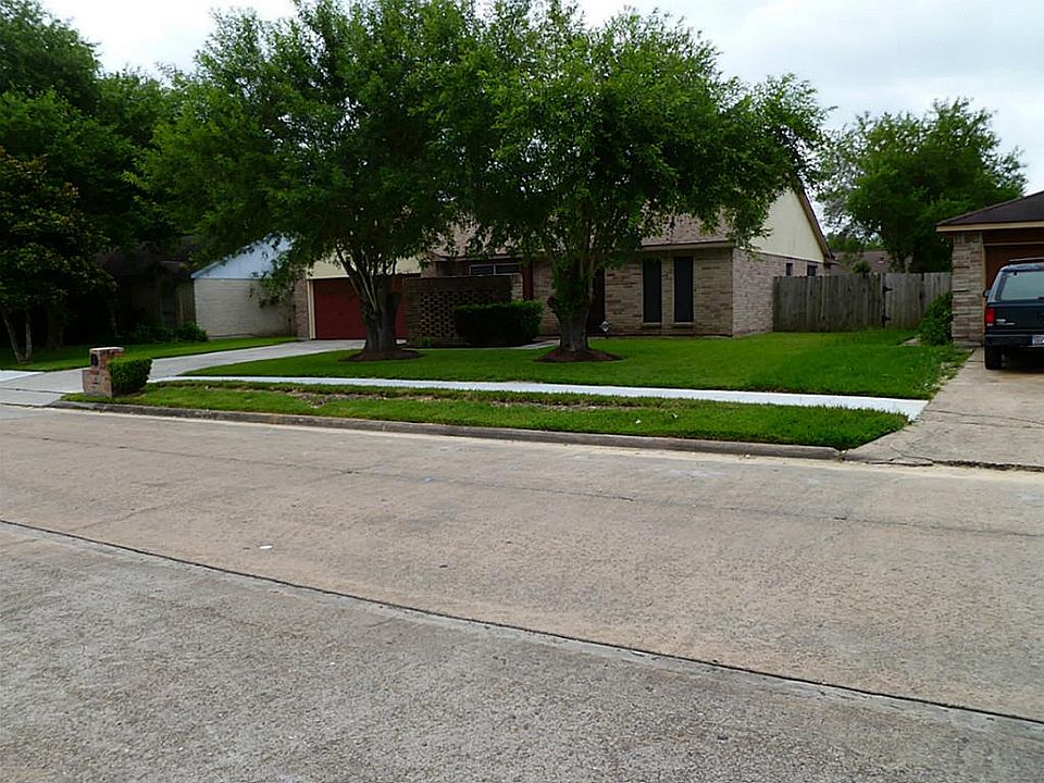 1st image of 7015 Laughlin Dr