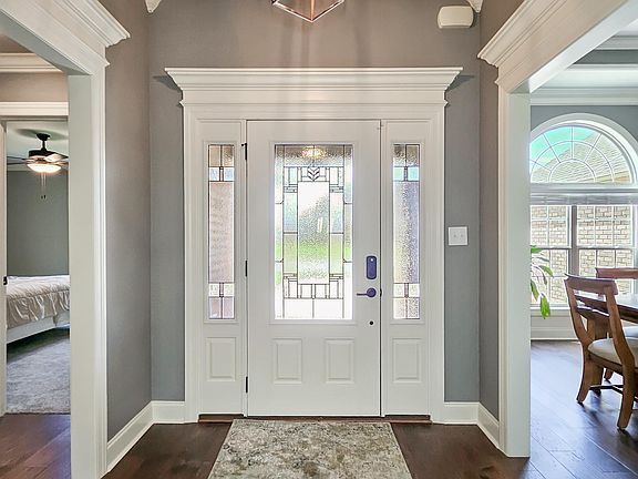 2nd image of 25257 Nettlebrooke Dr