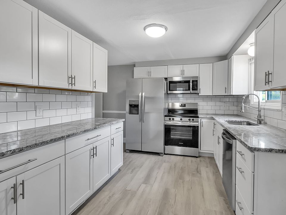 1st image of 234 Glenhaven Dr #2