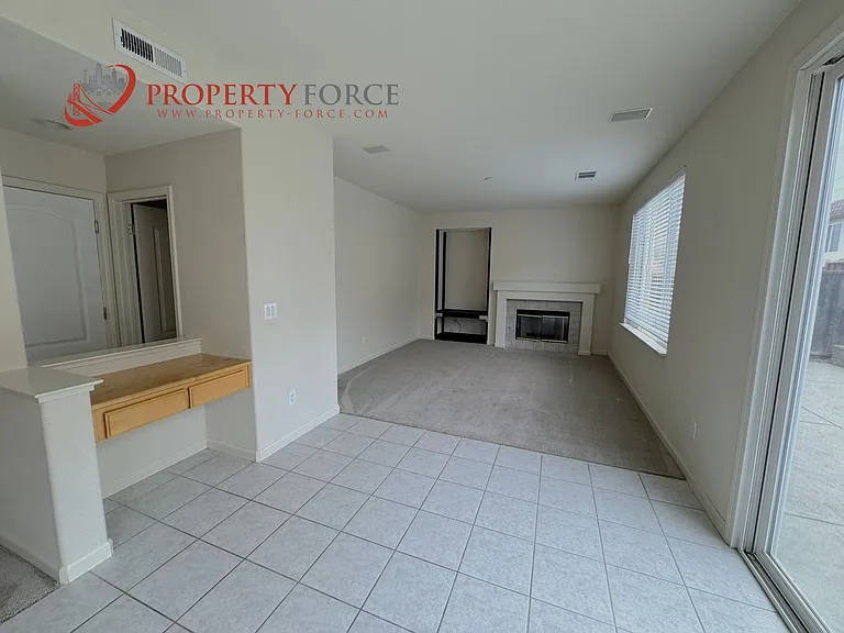31 Cymbidium Cir — Photo 33