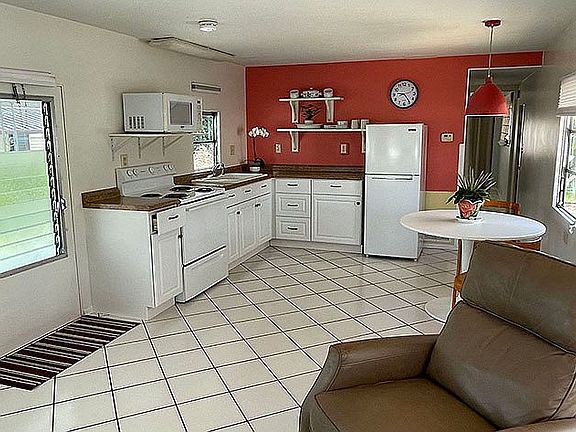 3rd image of 11000 SE Federal Hwy Lot 61