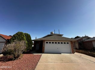 3181 Queens Garden Cir, El Paso, TX 79936
