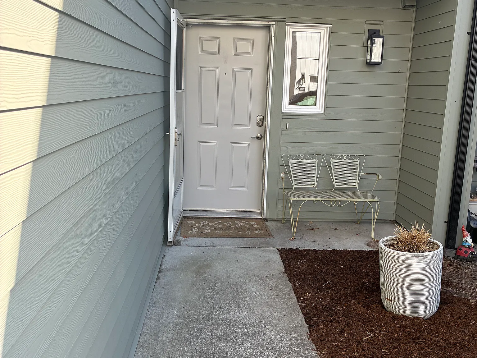 6611 S 238th Pl — Photo 2