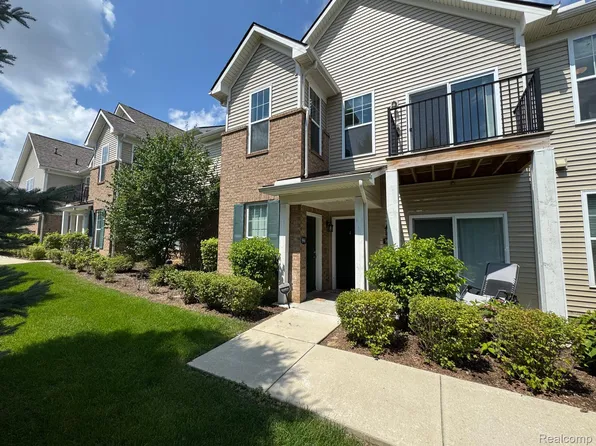 9960 Ridge Run Street, Howell, MI 48855