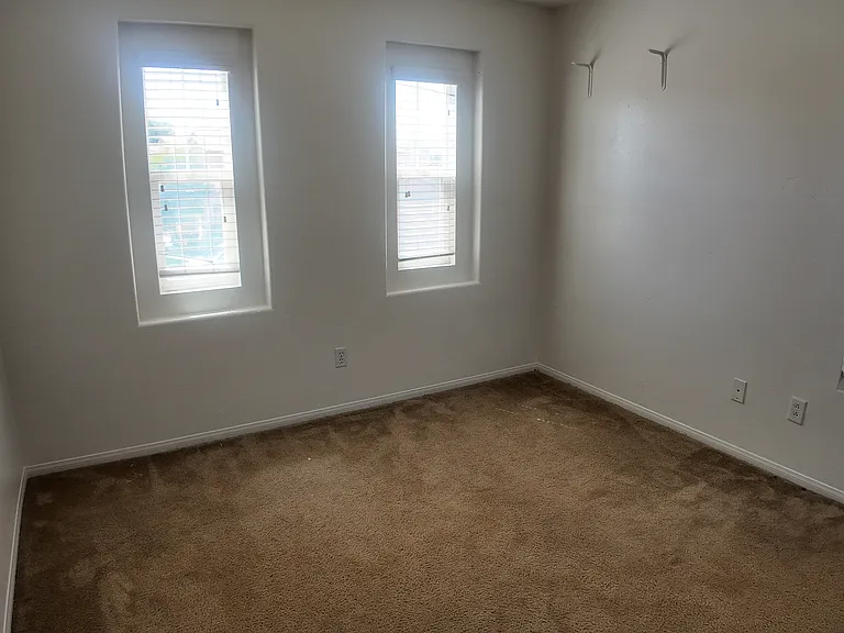 1328 Landmark Ln — Photo 30