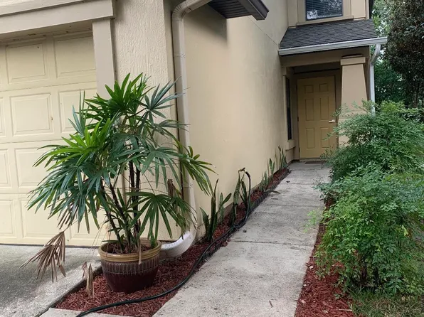 7772 Playschool Ln, Jacksonville, FL 32210