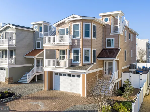 48 S 1st St, Surf City, NJ 08008