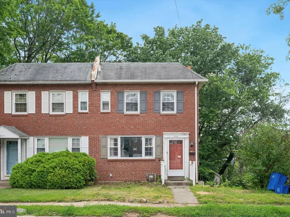 856 N Providence Rd, Media, PA 19063