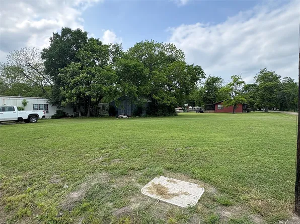 741 E Kaufman Ave, Cooper, TX 75432