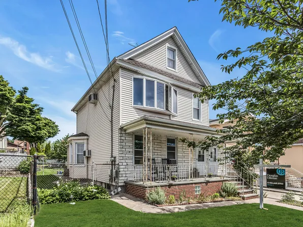 150-35 11th Avenue image 1 of 2