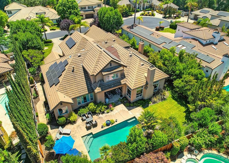 1st image of 8230 Birch Meadow Ct
