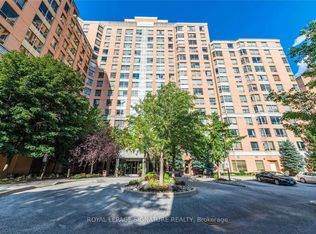 Manor at Bamburgh Gate, Toronto, ON M1V 5M3