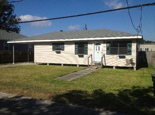 135 Carlos St, Houma, LA 70364