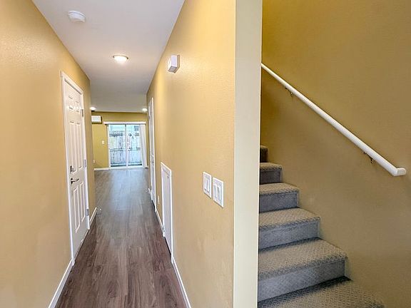 2nd image of 5711 NE 74th Ct