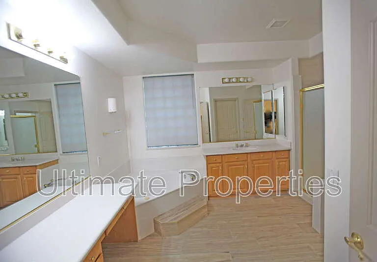 13872 E Kalil Dr — Photo 12