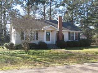 129 2nd Ave, Grove Hill, AL 36451