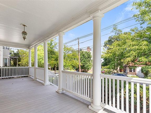 3rd image of 248 Morris Ave