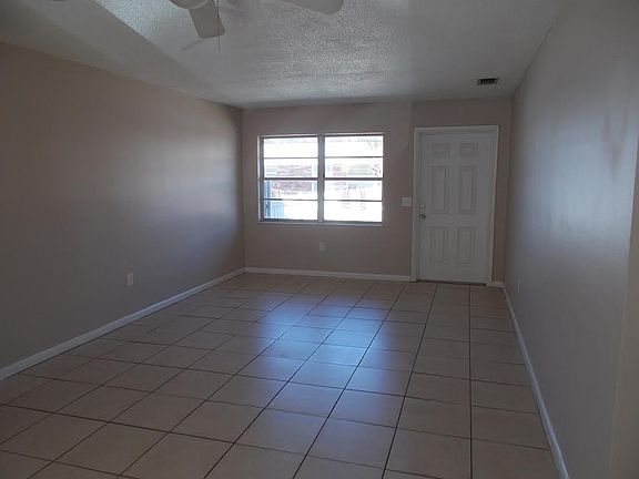 5th image of 1416 N Tropical Ave